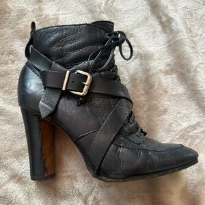 SCHUTZ Black Leather Lace-Up Buckle Block Heel Ankle Boots
